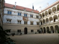 /album/fotogalerie4/full-0f7491-12zameckenadvori-jpg/